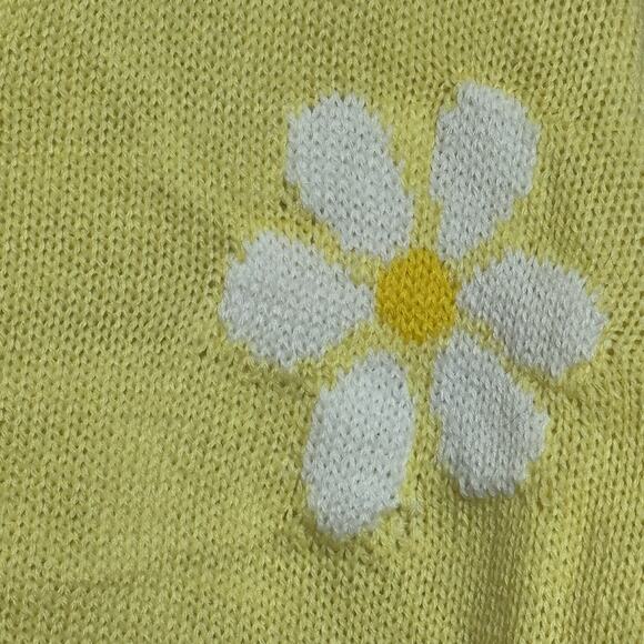 Just Polly Women's Size L Daisy-Print Destructed Sweater Yellow Oversized Floral - Picture 6 of 7